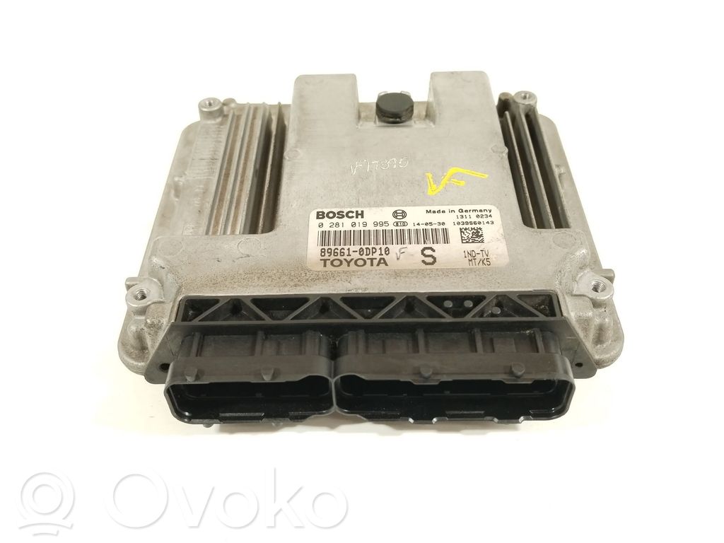 Toyota Yaris Engine control unit/module 