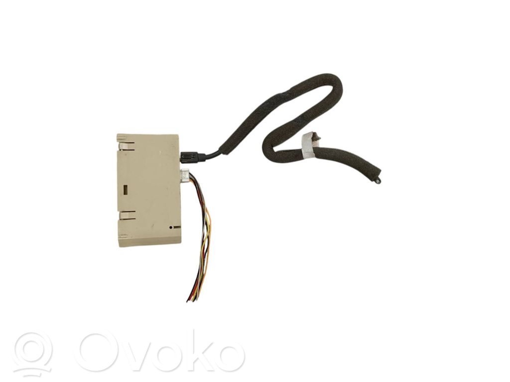 USB savienotājs   86257AN00A