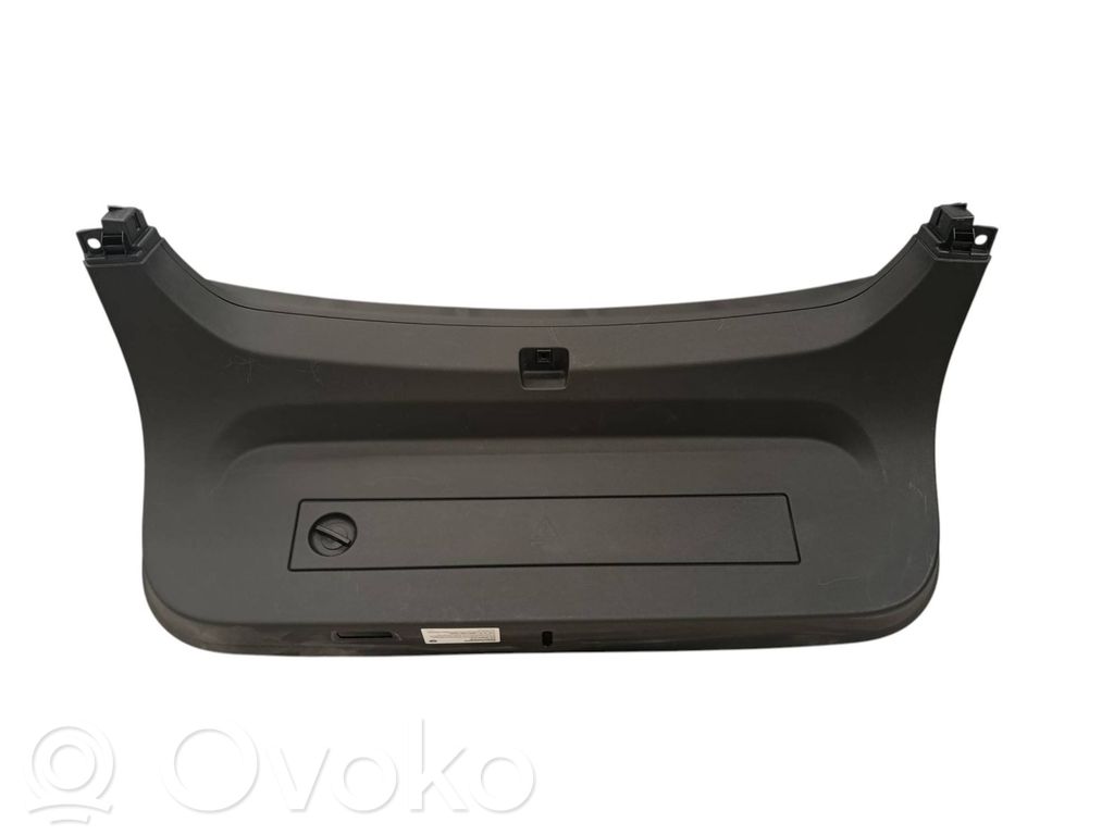 BMW i4 Tailgate trim 