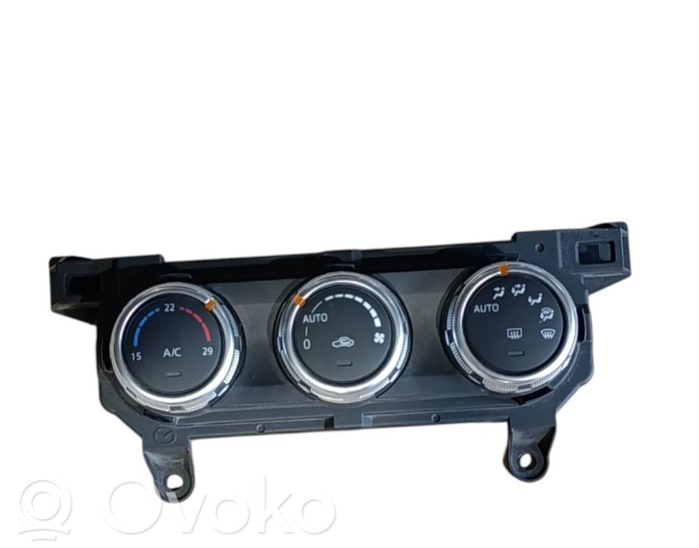 Mazda CX-30 Climate control unit 