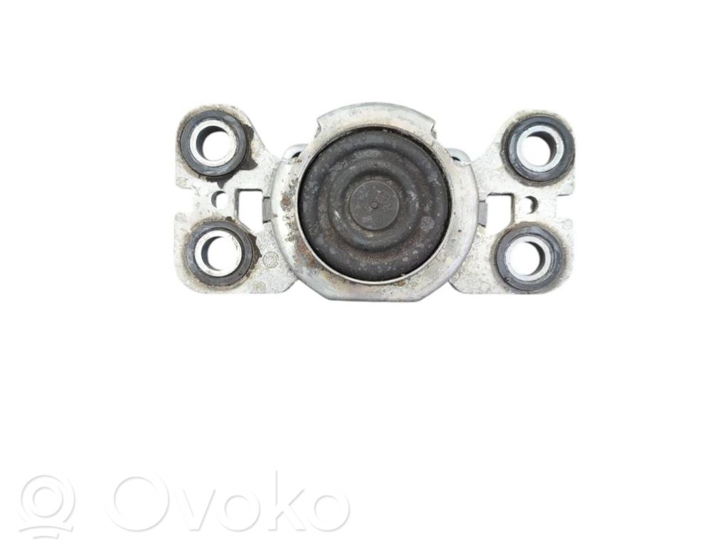 Land Rover Range Rover Evoque L538 Engine mount bracket 