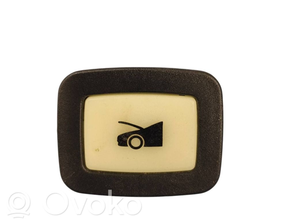 Tesla Model S Tailgate opening switch 