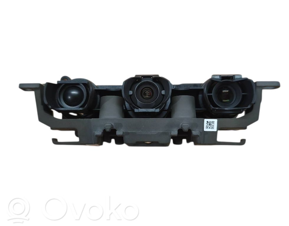 Windshield/windscreen camera