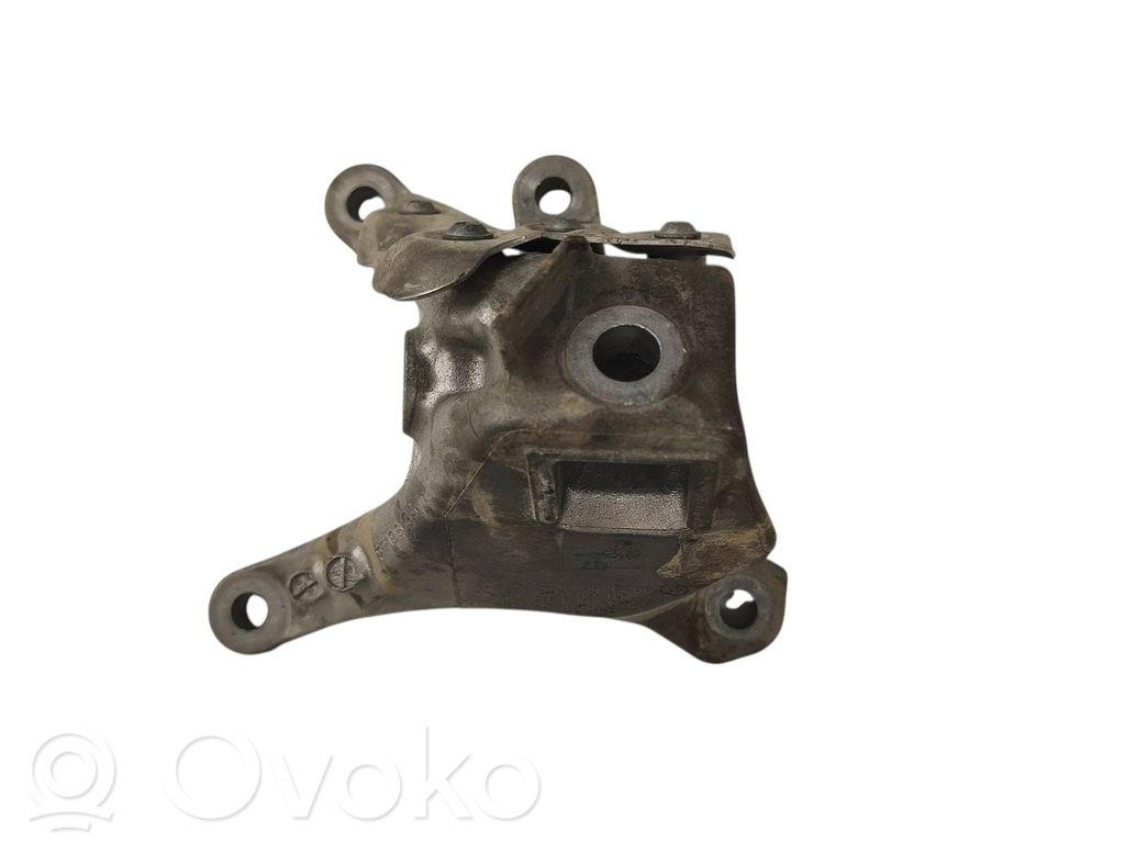 BMW 4 G22 G23 G24 G26 Engine mounting bracket 