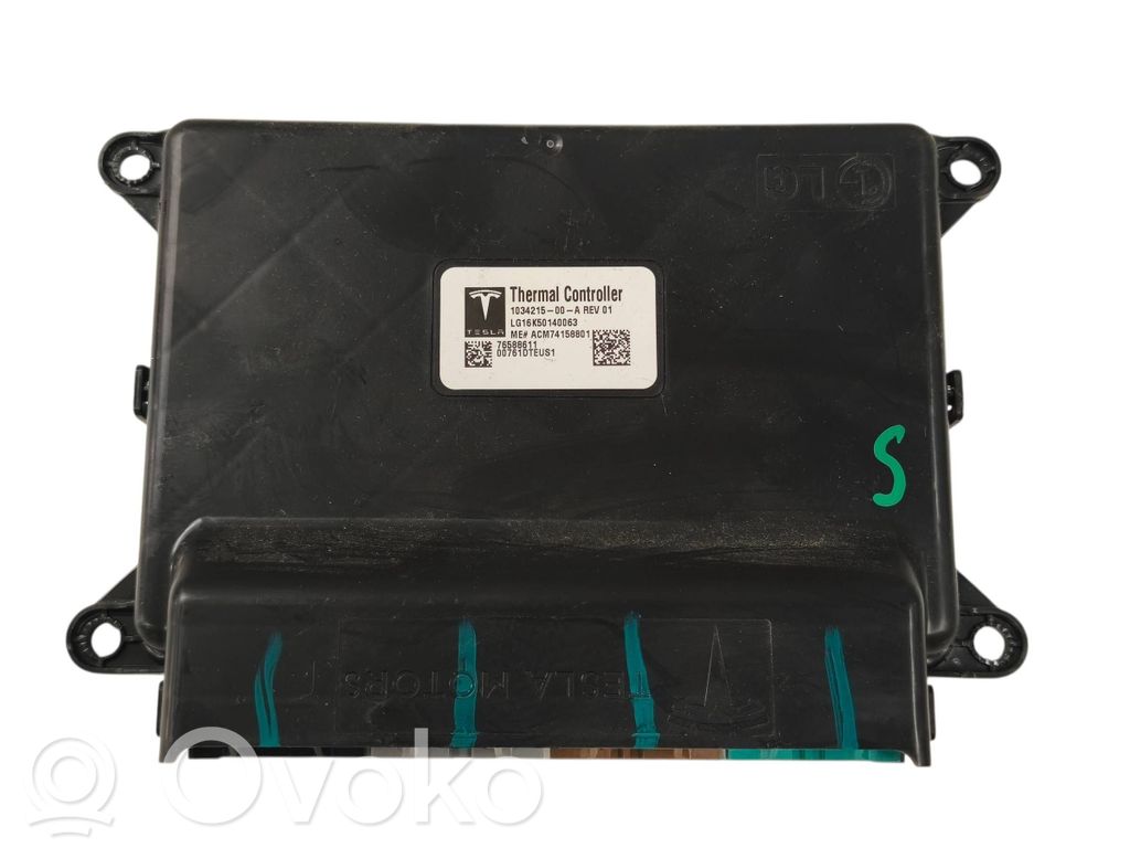 Tesla Model S Air conditioning/heating control unit 