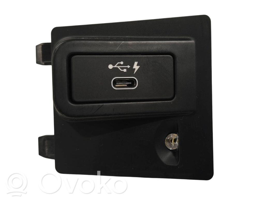 BMW X3 G01 USB socket connector 