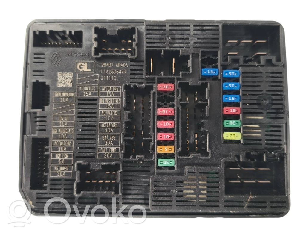 Skrzynka bezpieczników / Komplet   284B76RA0A,L16230547R,211110