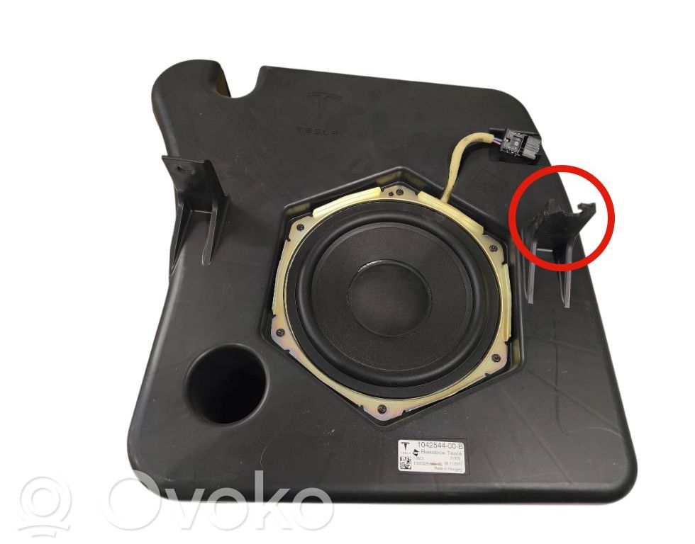 Tesla Model S Subwoofer 