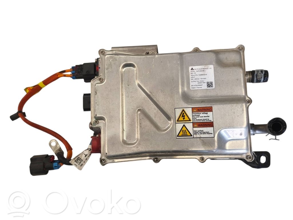 Tesla Model S Inverteris (įtampos keitiklis) 