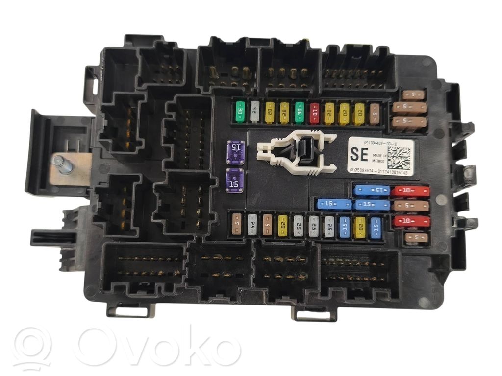 Tesla Model S Módulo de fusible 