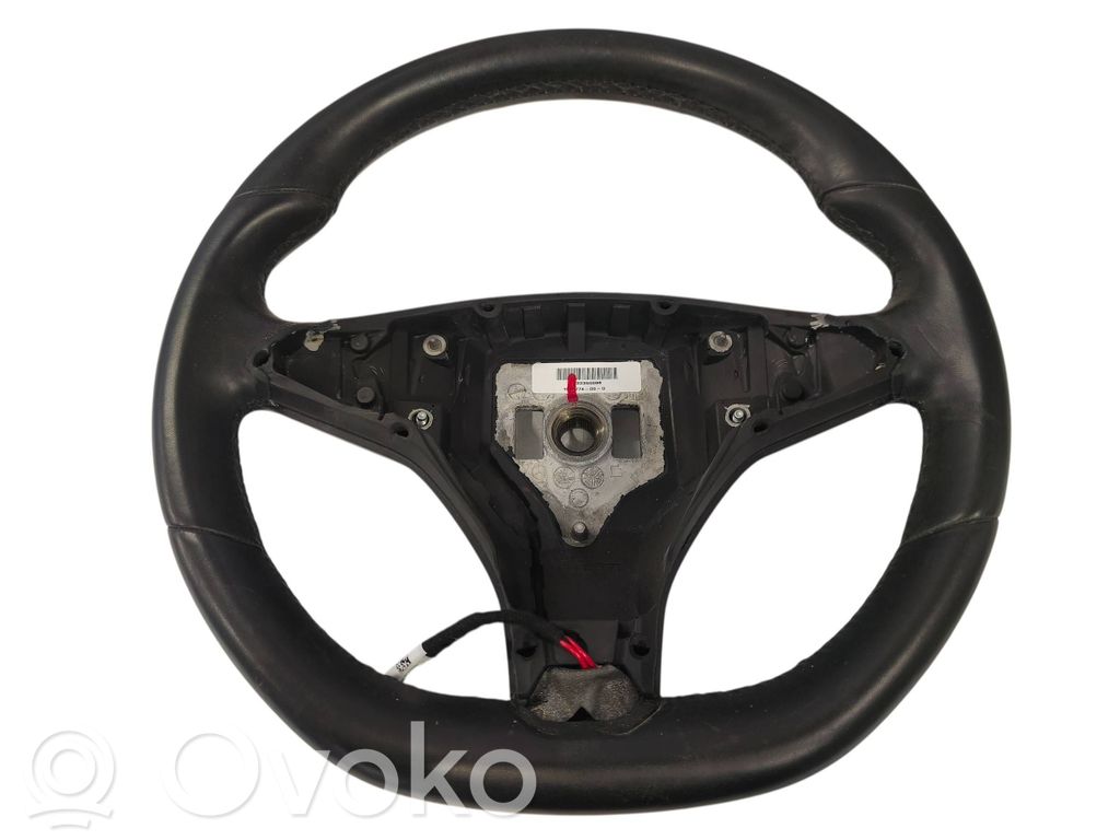 Ohjauspyörä   103677400D,223G0096