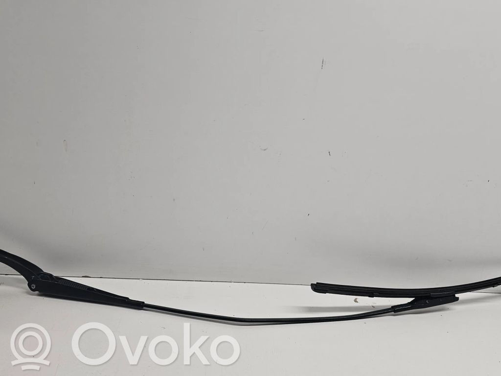 Opel Corsa D Wischerarm vorne 