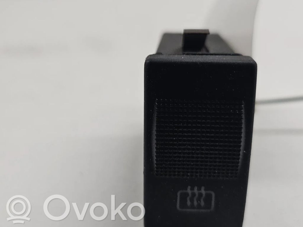 Audi A4 S4 B5 8D Windscreen/window heater switch 