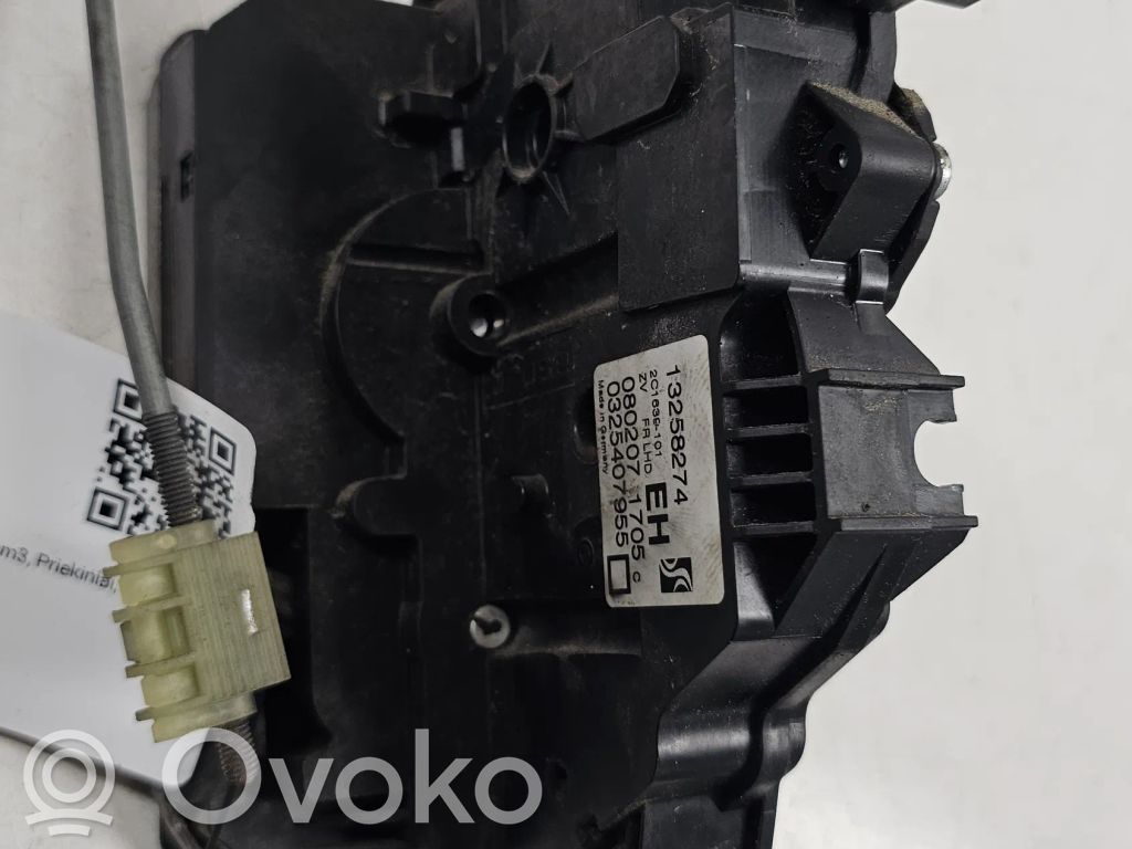 Opel Corsa D Front door lock 