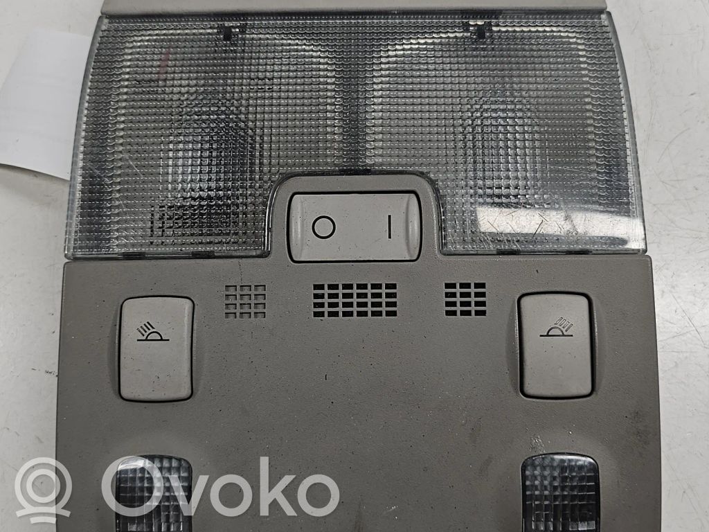 Audi A6 S6 C5 4B Priekinių vietų apšvietimo žibintas 
