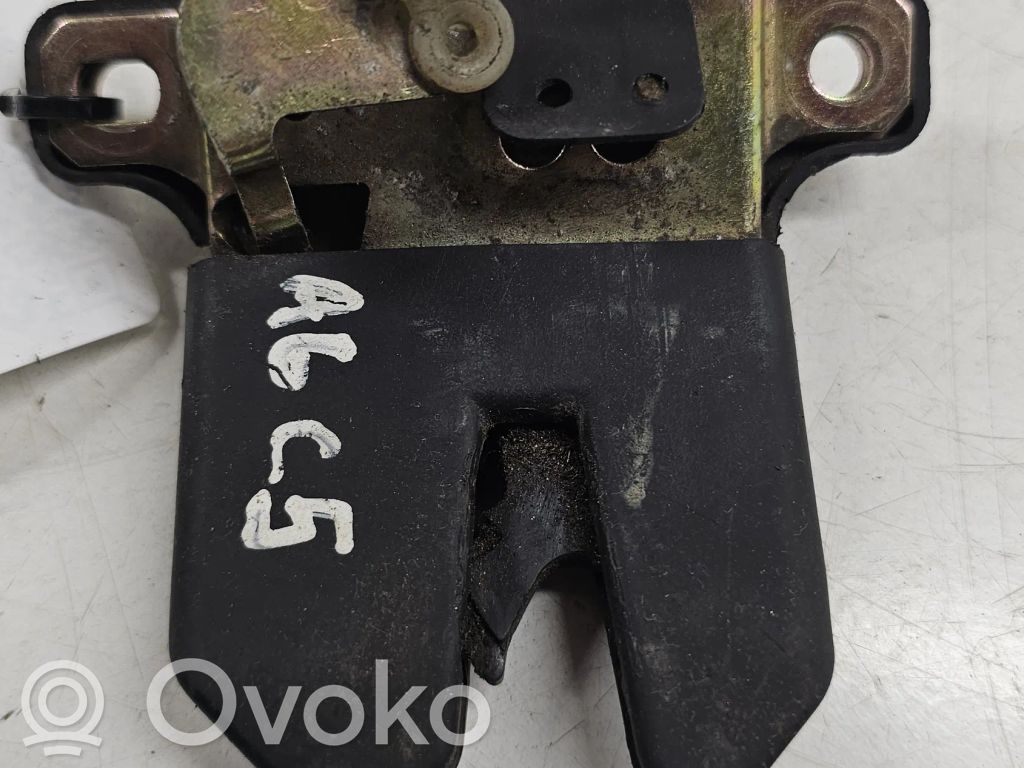 Audi A6 S6 C5 4B Tailgate/trunk/boot lock/catch/latch 