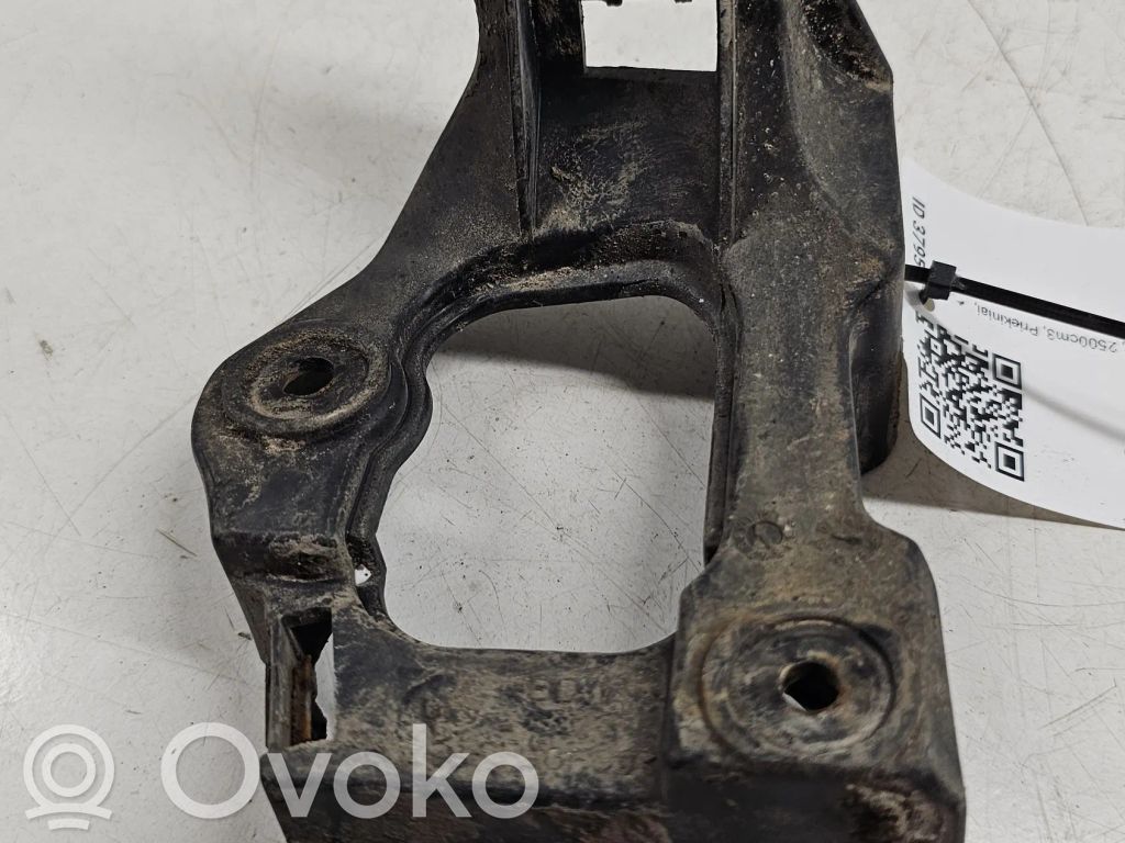 Audi A6 S6 C5 4B Front bumper mounting bracket 