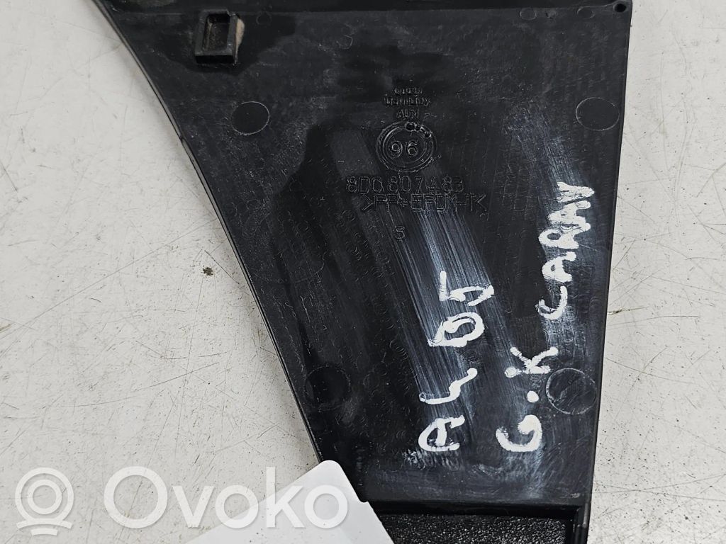 Audi A4 S4 B5 8D Soporte de montaje del parachoques trasero 