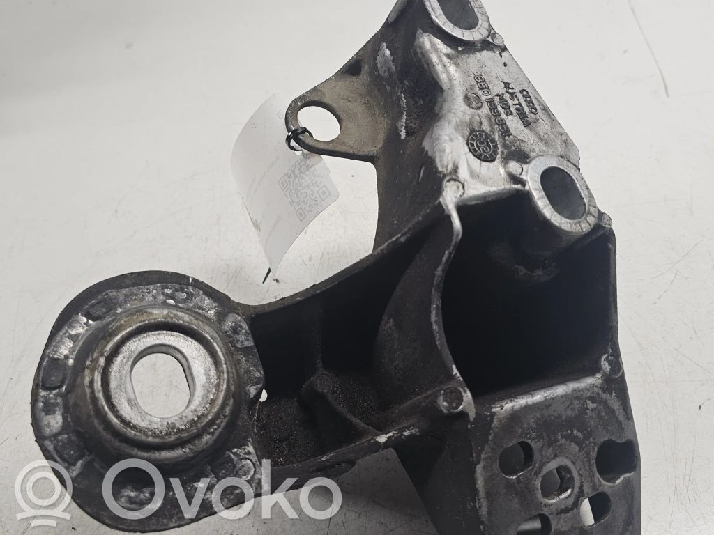 Audi A4 S4 B6 8E 8H Engine mounting bracket 