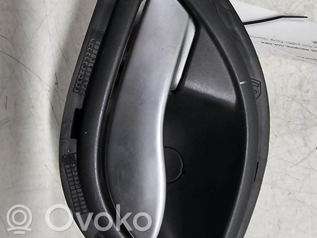 Renault Laguna II Rear door interior handle 
