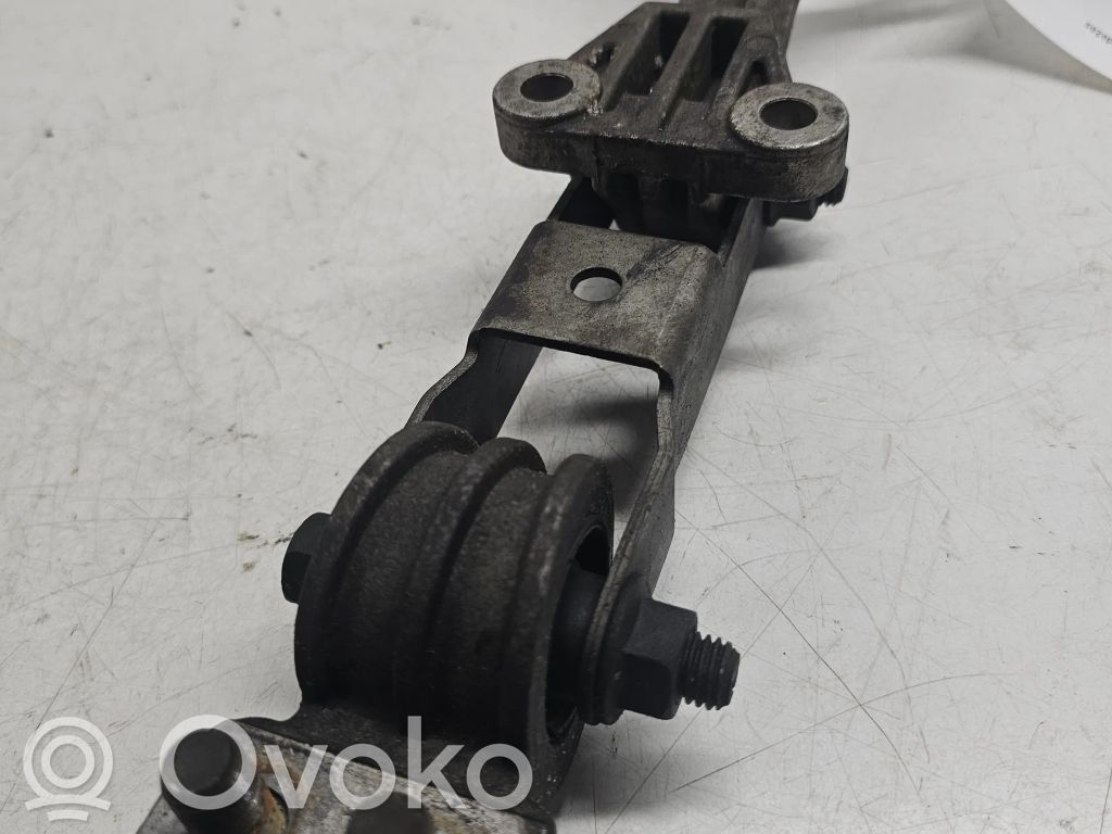 Volvo XC90 Gearbox mount 