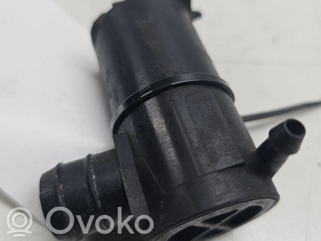 Mazda 6 Windscreen/windshield washer pump 