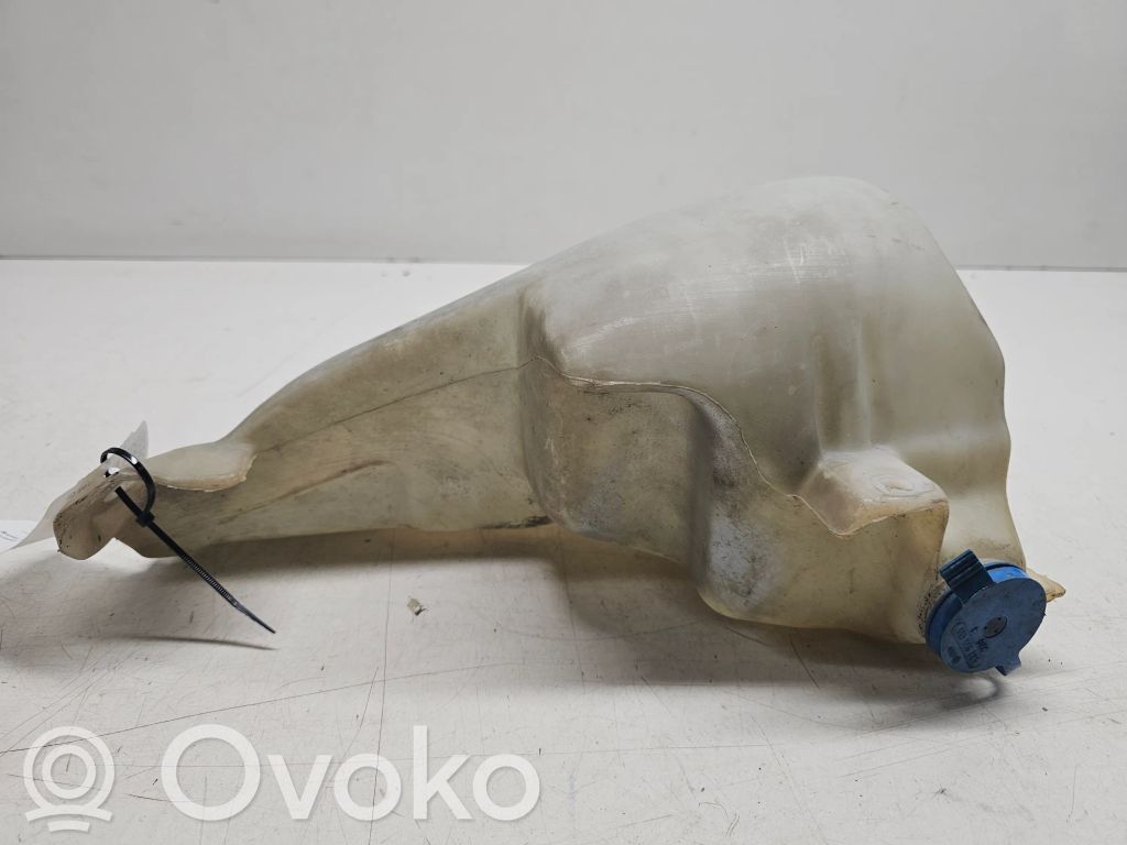 Audi 80 90 B3 Langų skysčio bakelis 