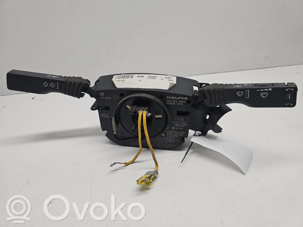 Opel Vectra C Interruptor/palanca de limpiador de luz de giro 