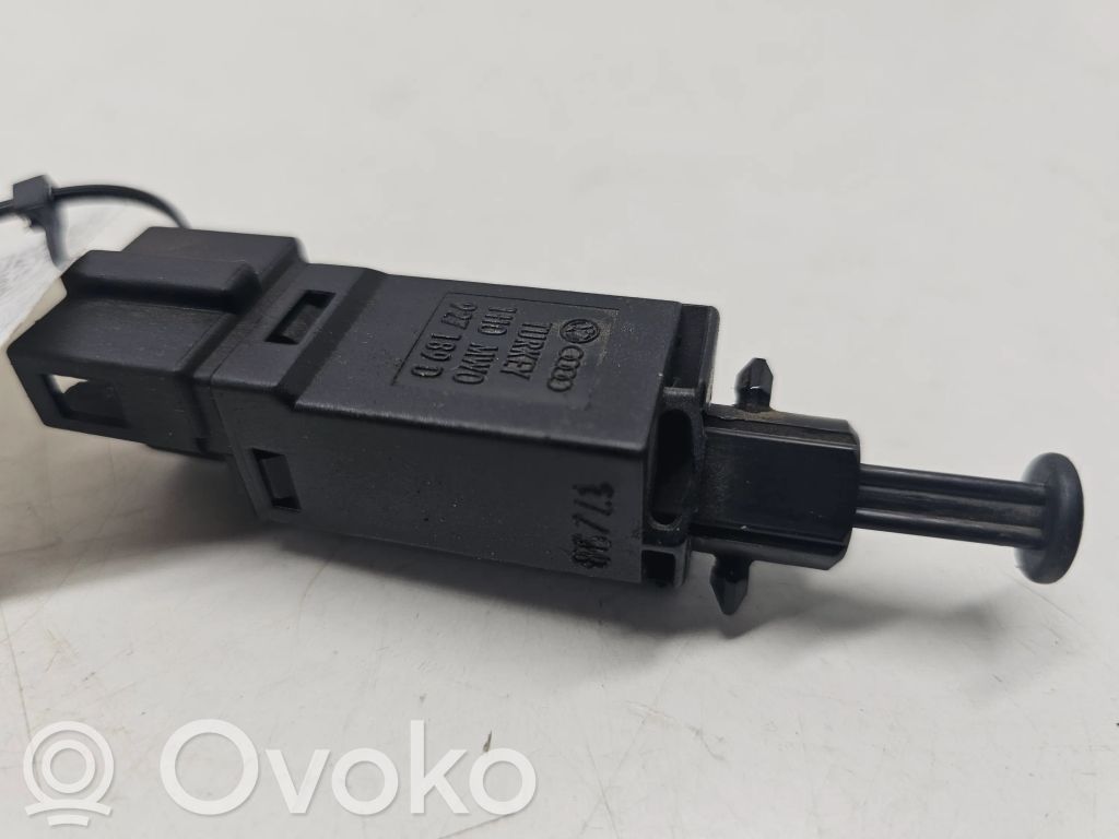 Volkswagen Golf IV Clutch pedal sensor 