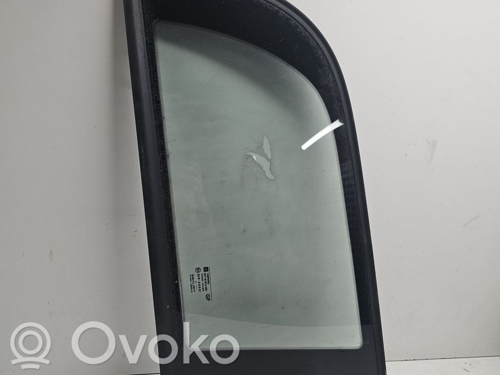Opel Astra G Szyba karoseryjna tylna 