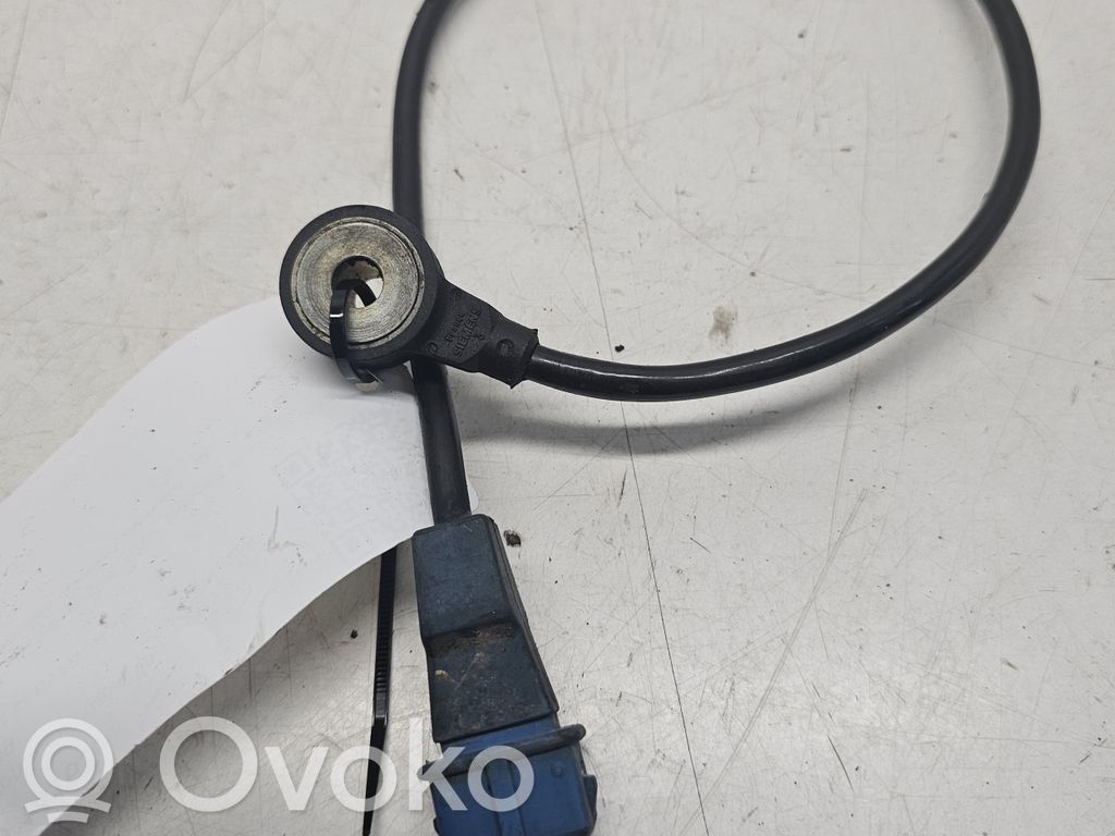 Audi A4 S4 B5 8D Klopfsensor 