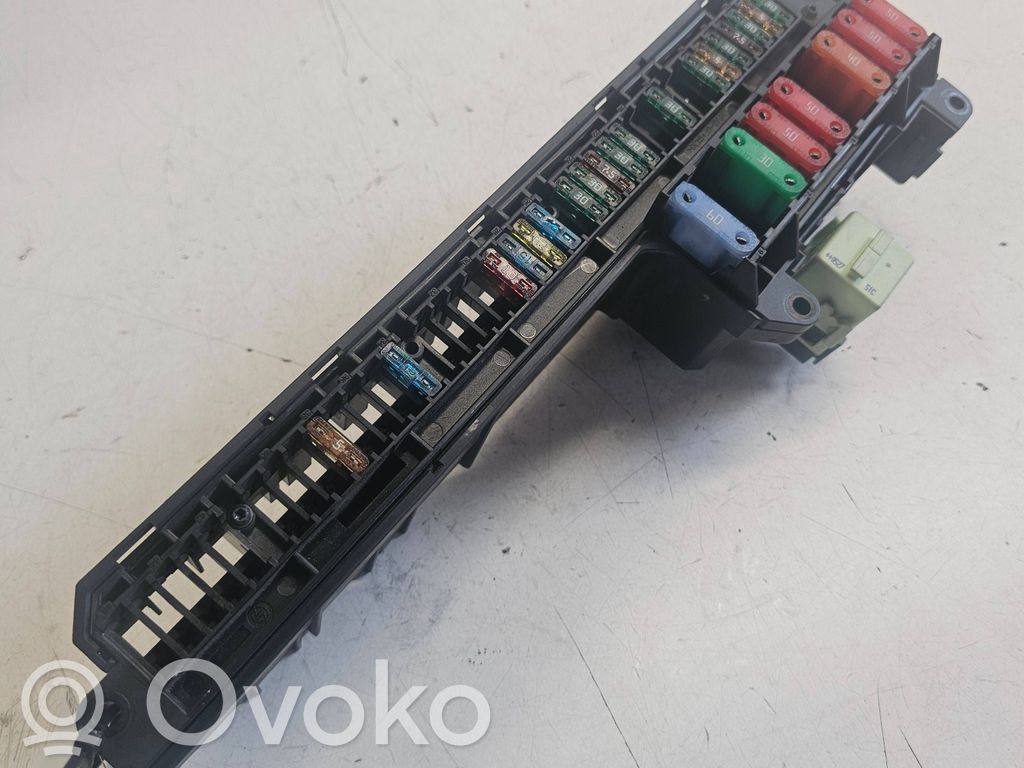 BMW 5 E60 E61 Fuse module 