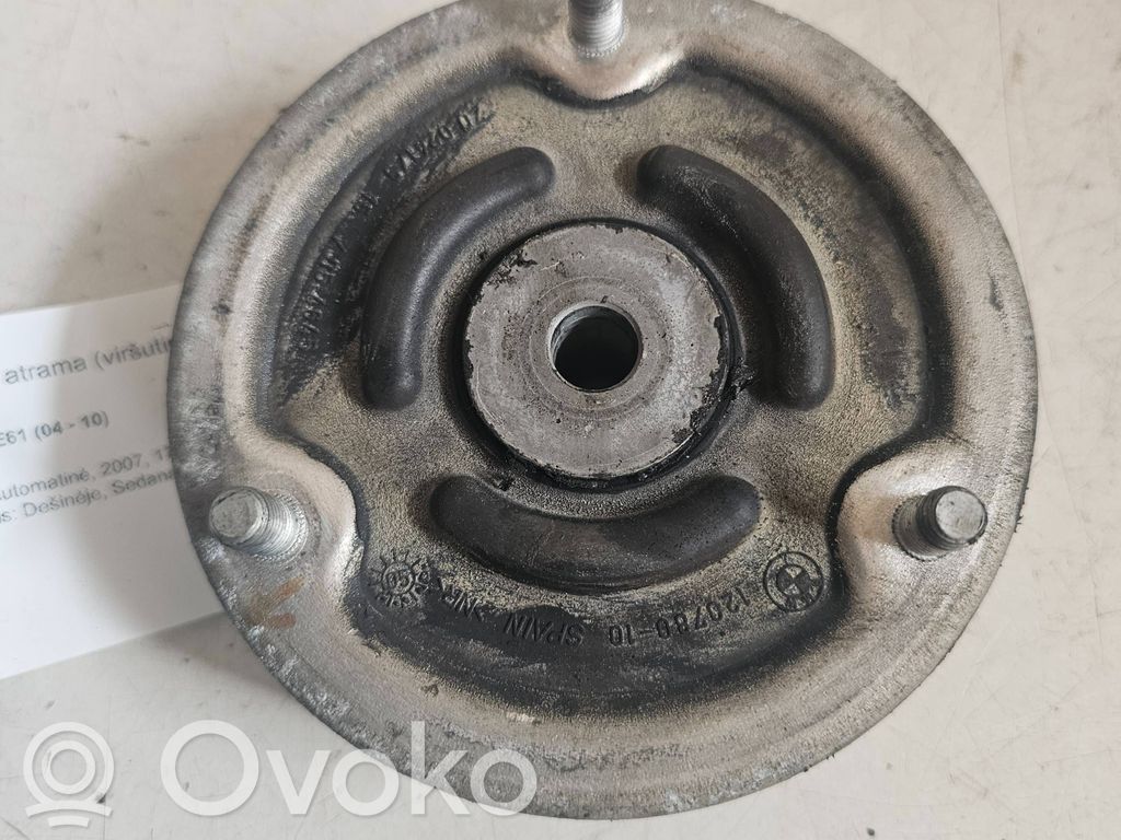 BMW 5 E60 E61 Spyruoklės atrama (viršutinė) 