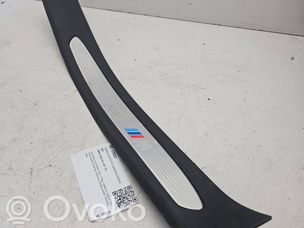 BMW 5 E60 E61 Moldura protectora del borde trasero 