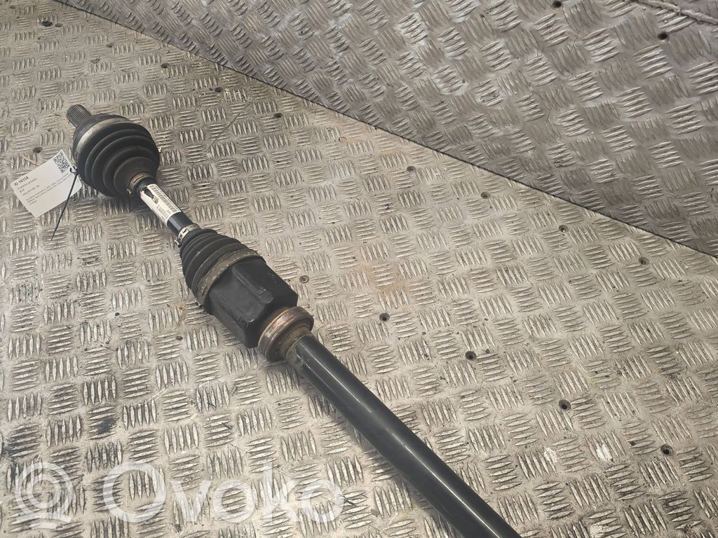 Volvo V70 Priekšējā pusass 