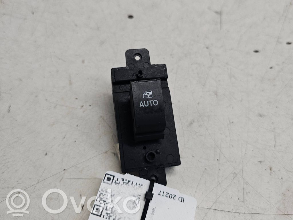 Opel Antara Electric window control switch 