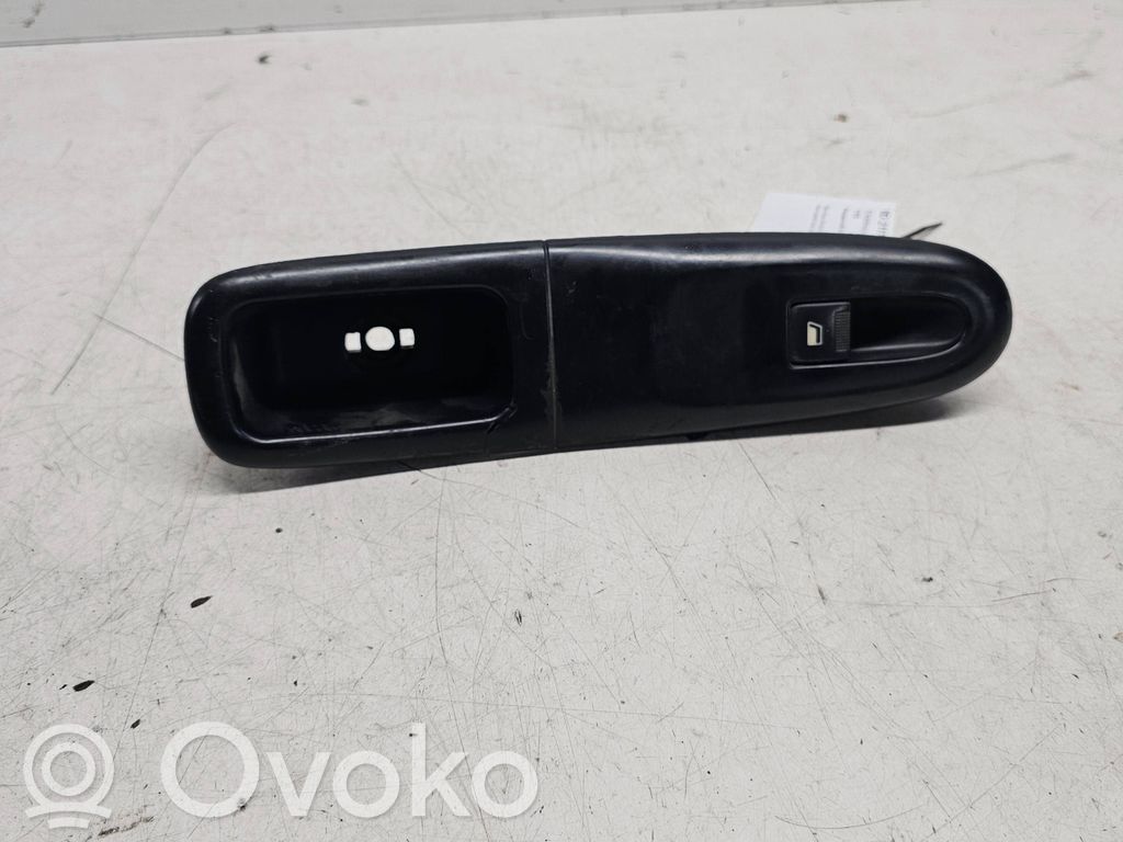 Peugeot 406 Electric window control switch 