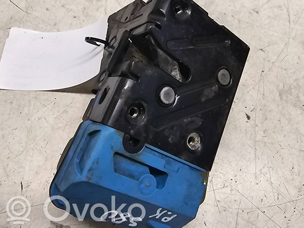 Volvo S80 Priekšpusē slēdzene 