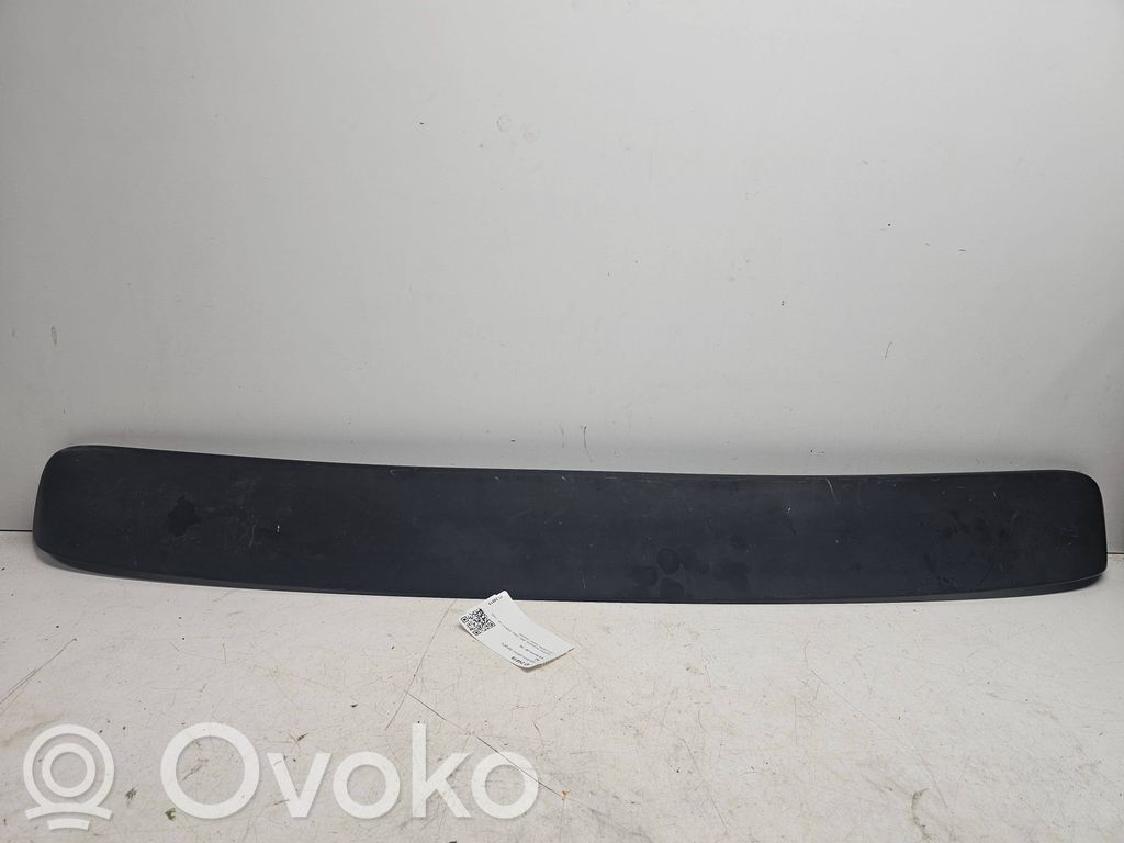 KIA Sorento Tailgate/trunk spoiler 