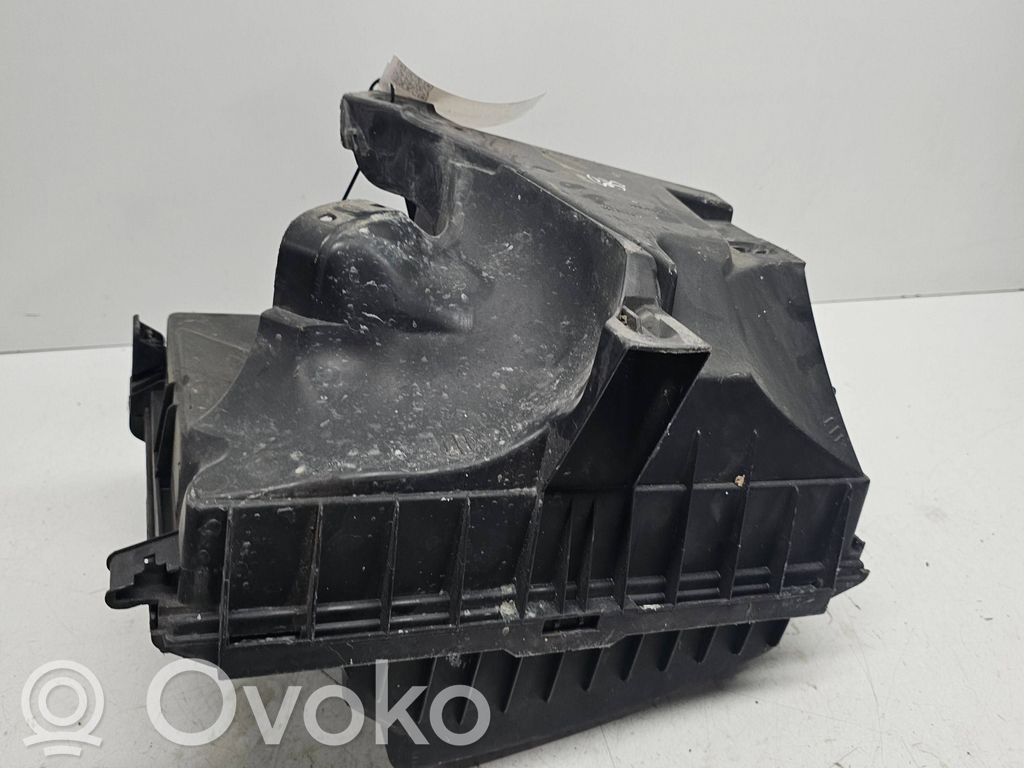 Volvo S80 Air filter box 