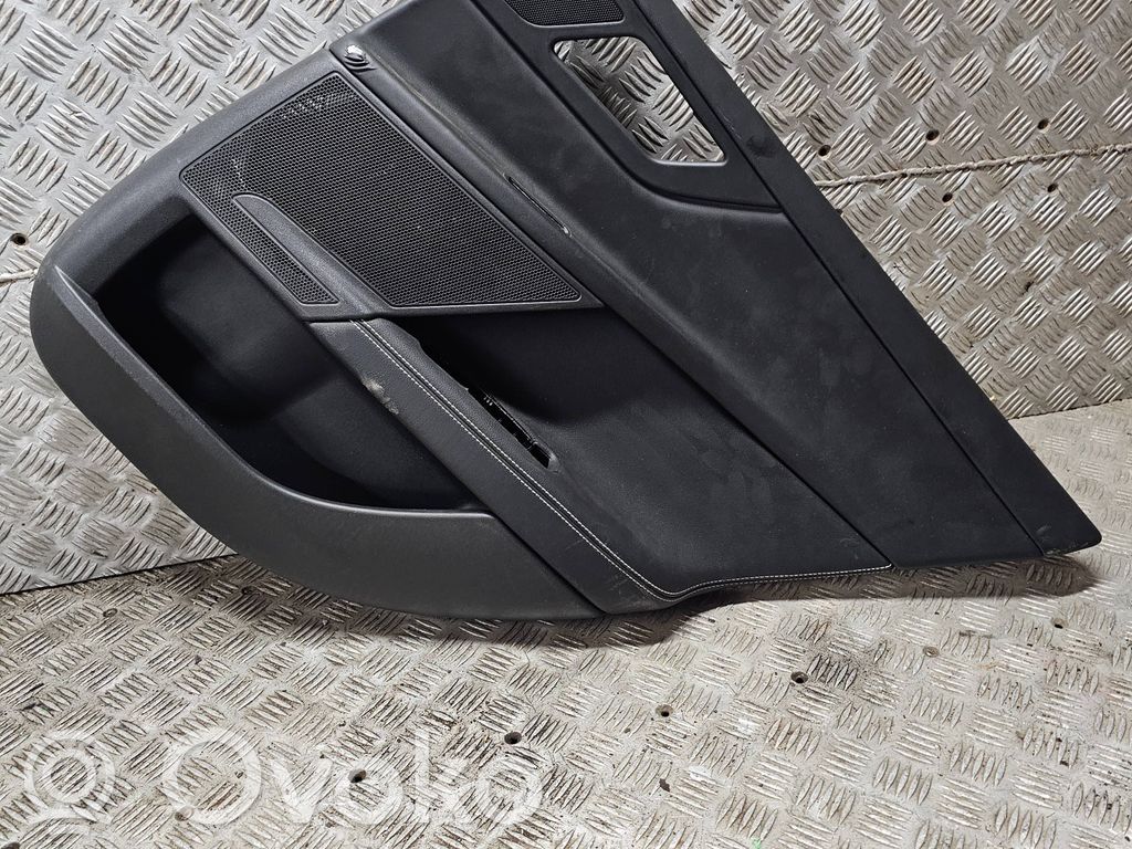 Jaguar XE Boczki / Poszycie drzwi tylnych 