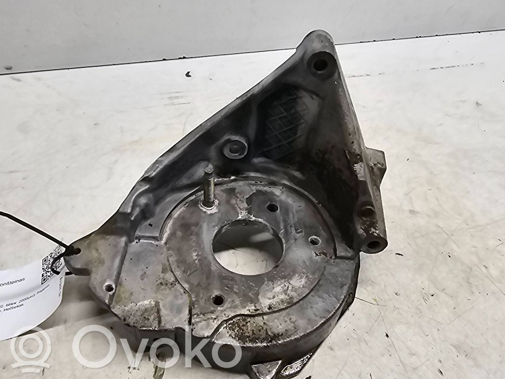 Peugeot 307 Engine mounting bracket 