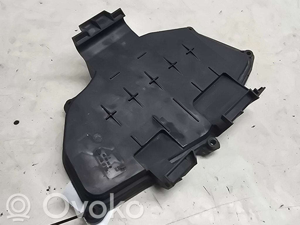 Audi A6 C7 Fuse box cover 