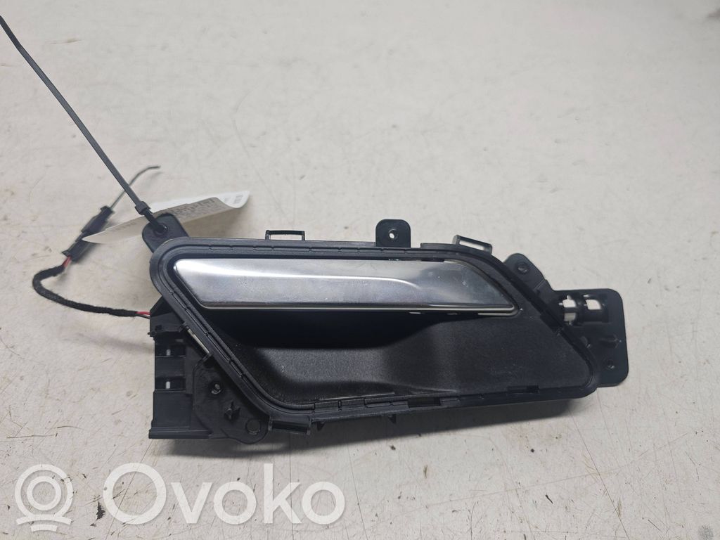 Jaguar XE Rear door interior handle 