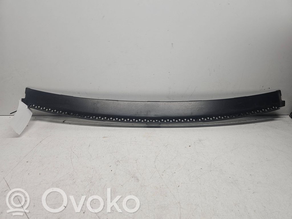 Seat Alhambra (Mk1) Wiper trim 