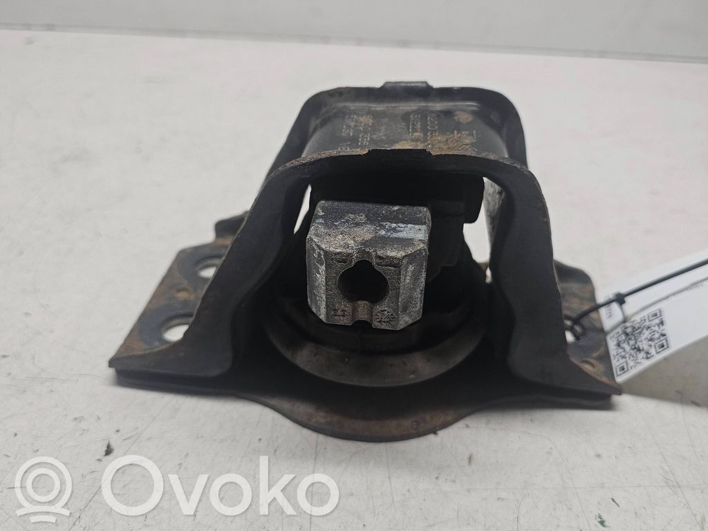 Renault Megane II Engine mount bracket 