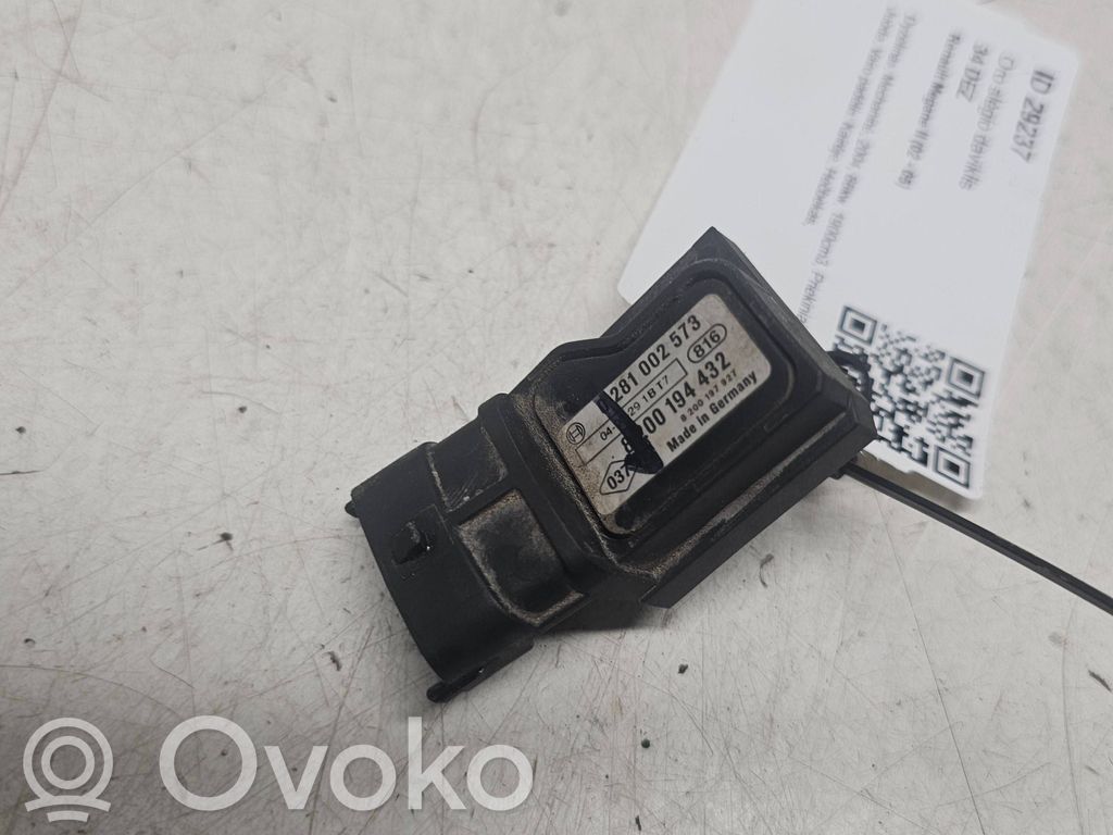 Renault Megane II Air pressure sensor 