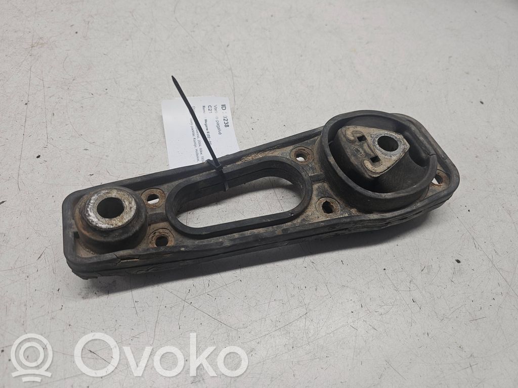 Renault Megane II Engine mount bracket 