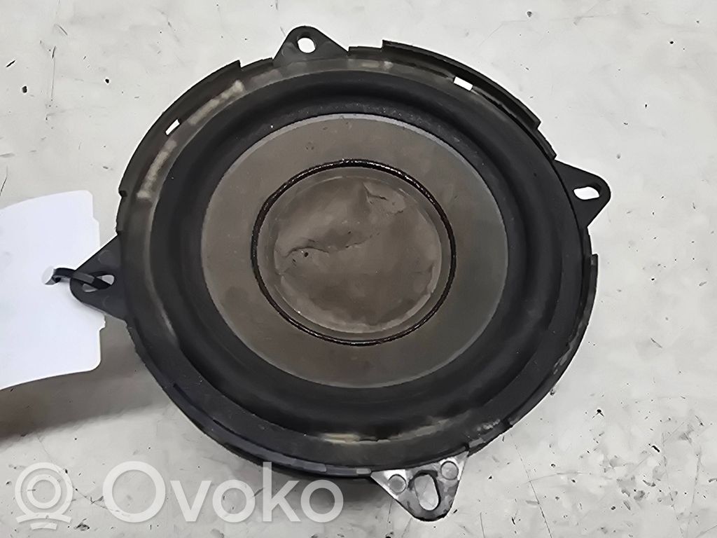 Renault Megane II Garsiakalbis (-iai) galinėse duryse 