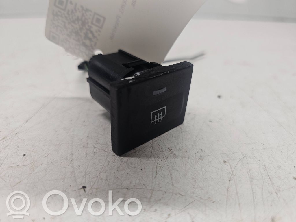 Ford Focus C-MAX Windscreen/window heater switch 